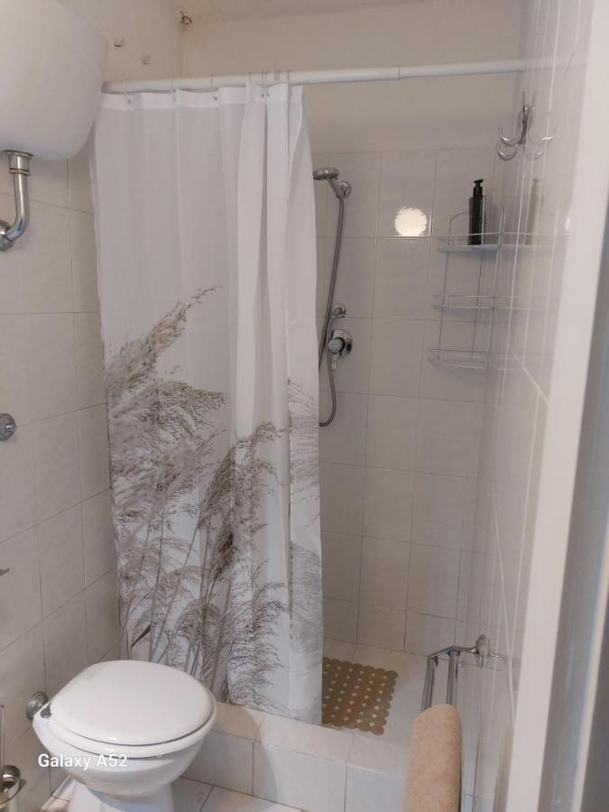 Ferienwohnung Al Lago Nel Verde Piediluco Exterior foto