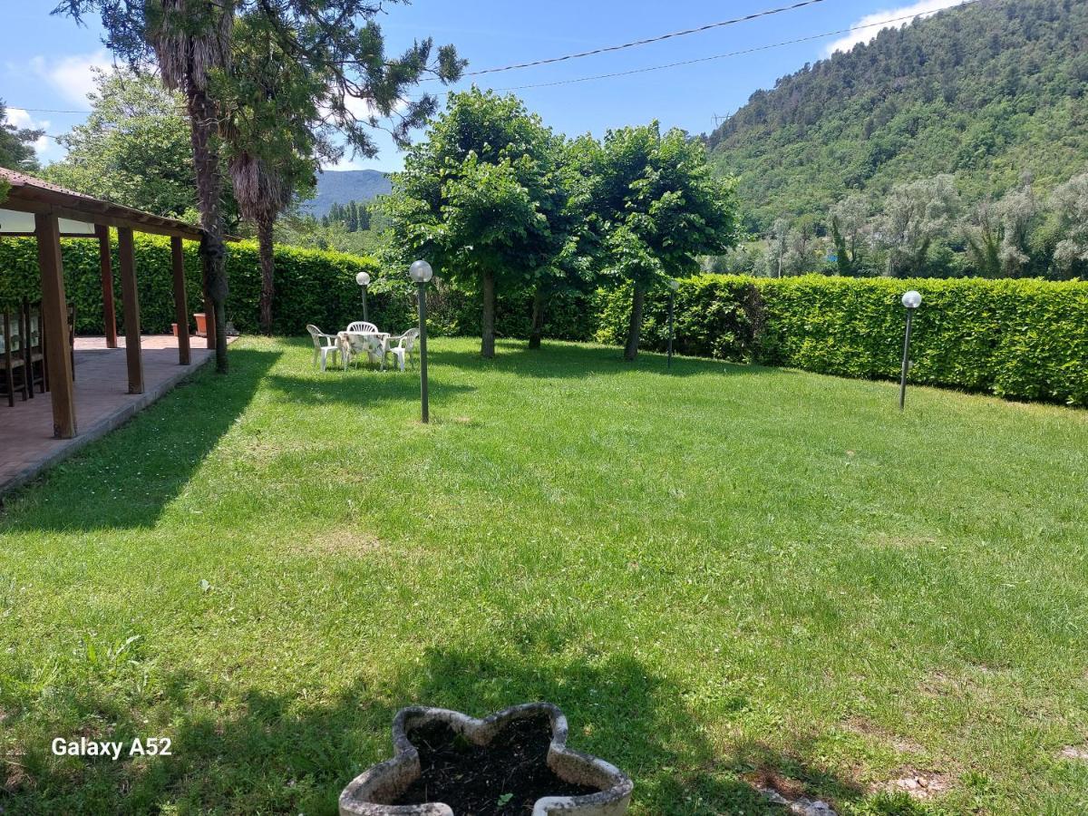 Ferienwohnung Al Lago Nel Verde Piediluco Exterior foto